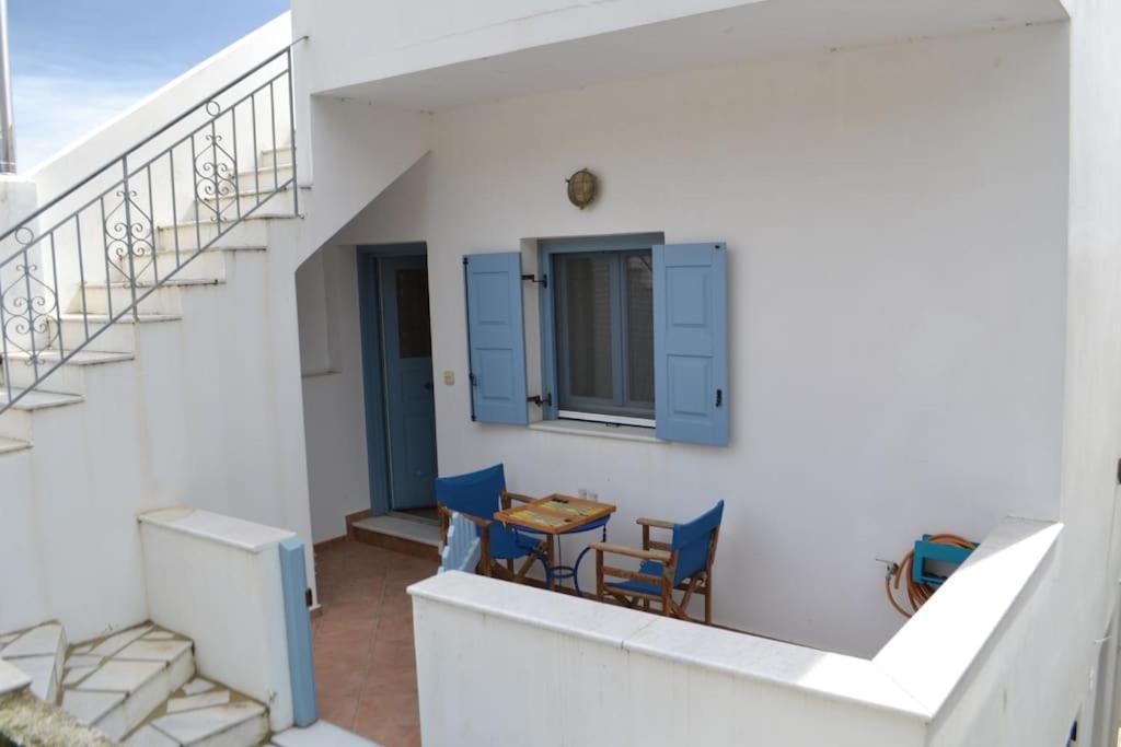 Blue House Villa Koronos Buitenkant foto
