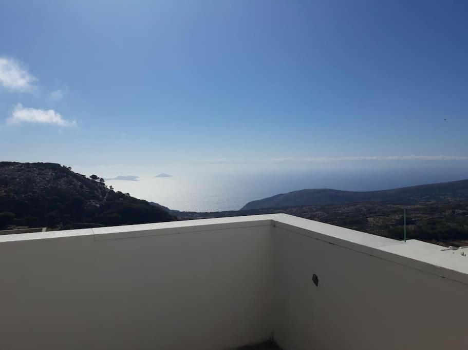 Blue House Villa Koronos Buitenkant foto